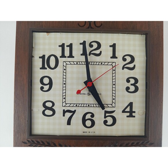 General Electric Resin Wall Clock Carved Wooden Cutting Board Shape Working - Picture 8 of 10